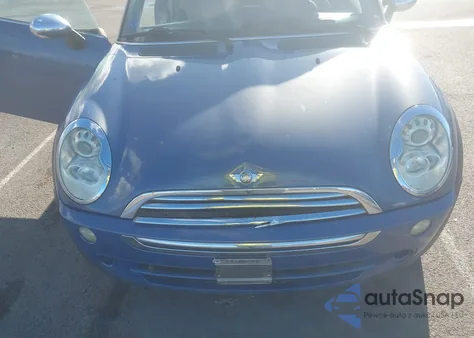 2005 Mini Cooper из США, поврежденный, VIN WMWRF33435TF61451